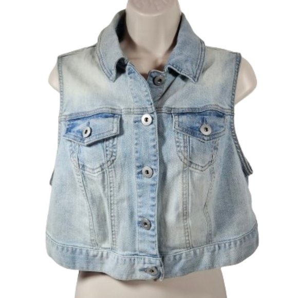 Torrid Light Wash Denim Vest Women's Size Torrid 00 Medium/Large Blue Jean - Picture 1 of 8